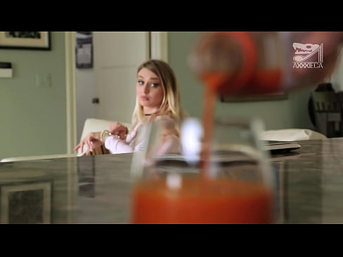 ❤️ Dögös lány nagy mellek és szűk punci kap kakas vesztes, de nagyon nehéz Porno at hu.hentaivost.ru ☑