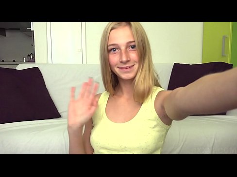❤️ Amikor unatkozom, lustán maszturbálom a rózsaszín puncimat... Porno at hu.hentaivost.ru ☑